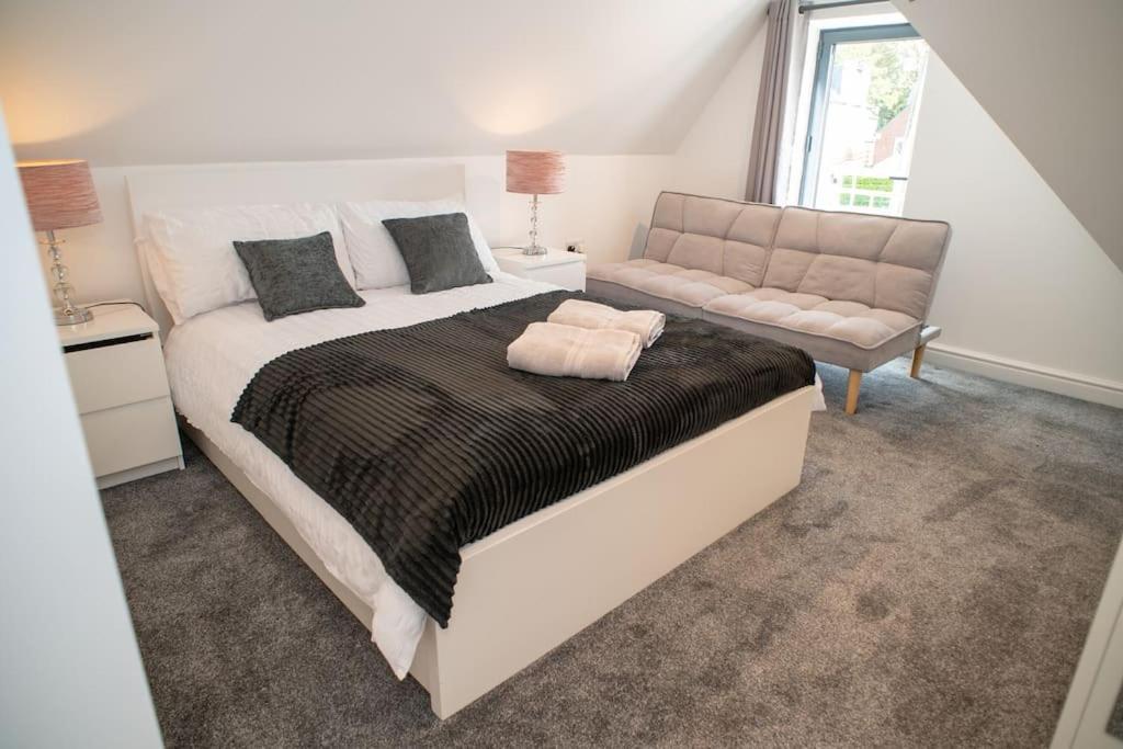 Rosey Lodge -1Bedroom Cousy Flat - Parking, Netflix, Wifi - Close To Blenheim Palace & Oxford - F5 Kidlington Exteriör bild